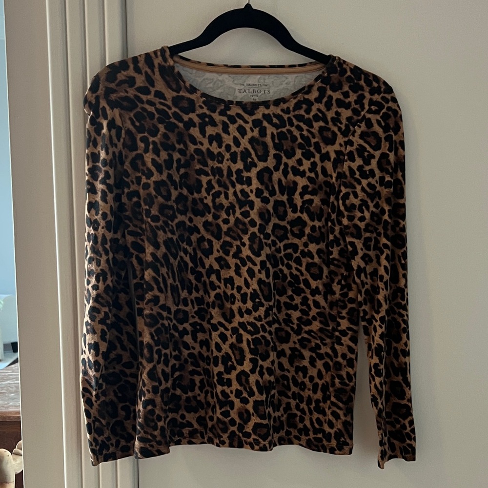 Talbots Animal Print Long Sleeve Top jaguars
